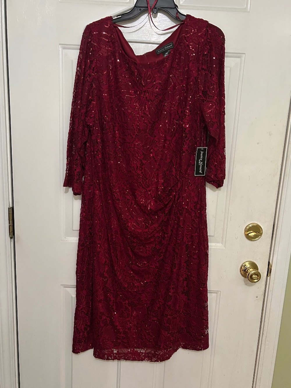 Jessica Howard, Formal Dress, 22W, short sleeve, Red